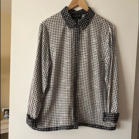 Top - Picture 2 of 3